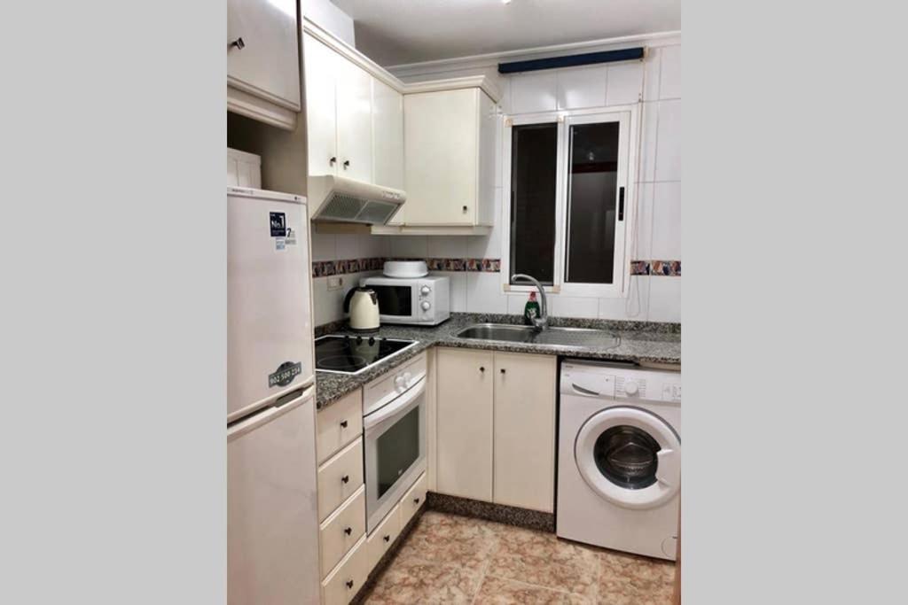 Apartamente Gil Vallejos Torrevieja Exterior photo